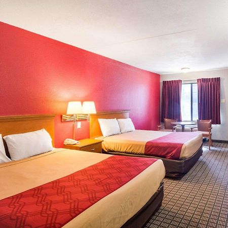 Econo Lodge Wichita Falls Downtown Zewnętrze zdjęcie