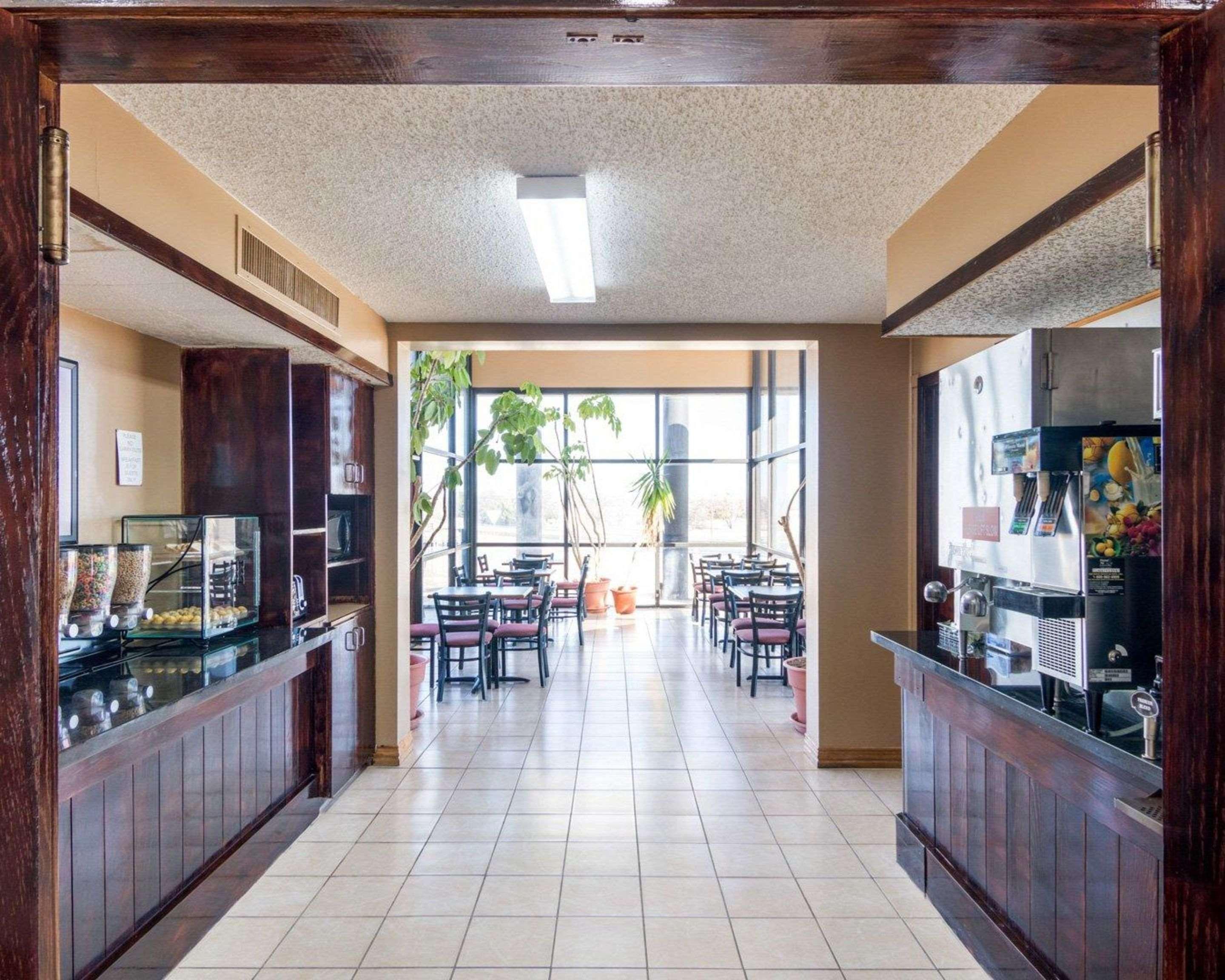 Econo Lodge Wichita Falls Downtown Zewnętrze zdjęcie