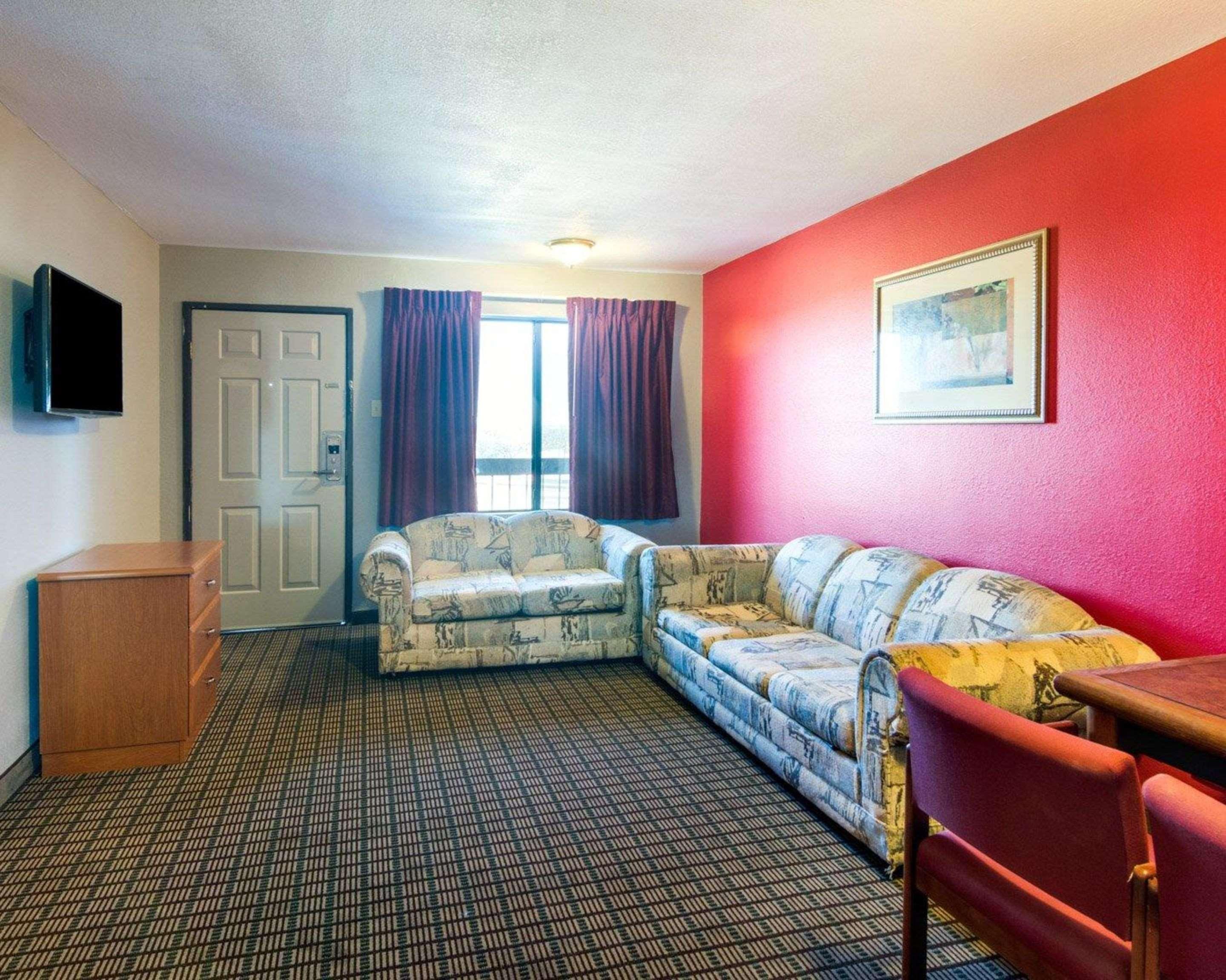 Econo Lodge Wichita Falls Downtown Zewnętrze zdjęcie