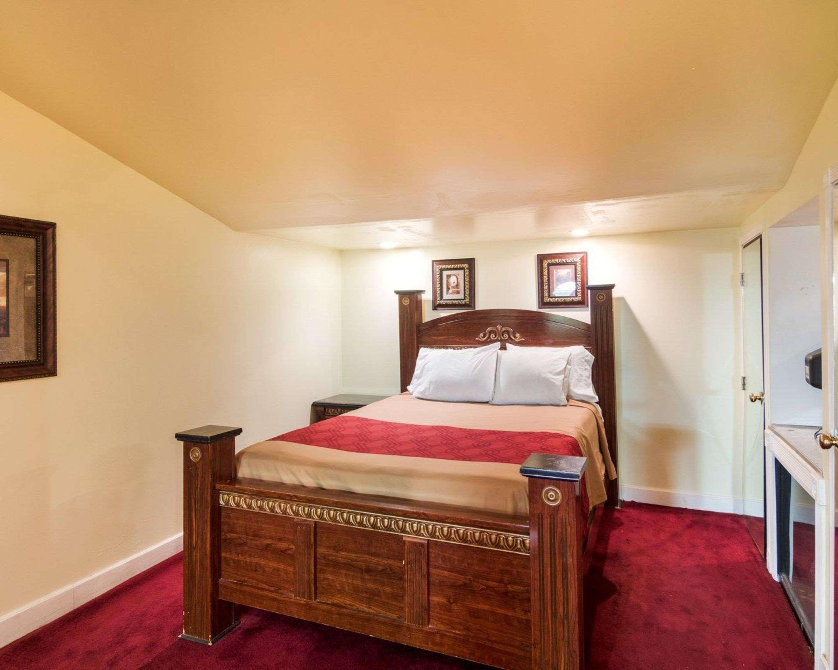 Econo Lodge Wichita Falls Downtown Zewnętrze zdjęcie